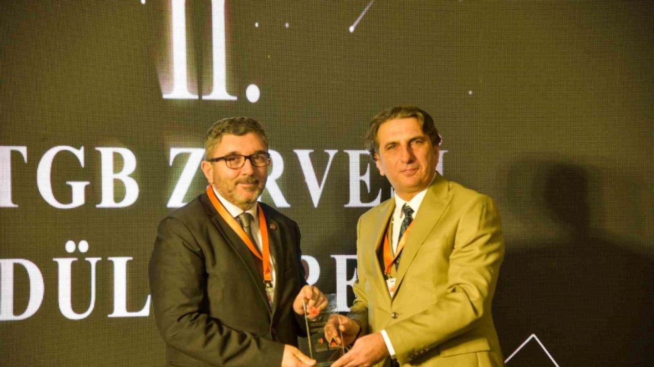 BŞEÜ, "Yeşil Proje" kategorisinde 2’incilik ödülü alarak büyük bir başarıya imza attı