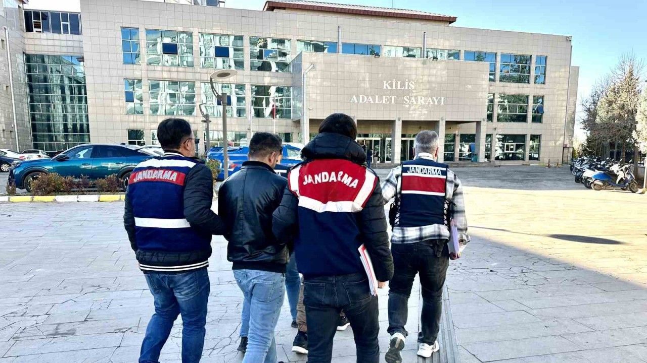 Kilis’te PKK/YPG üyesi 2 şüpheli tutuklandı