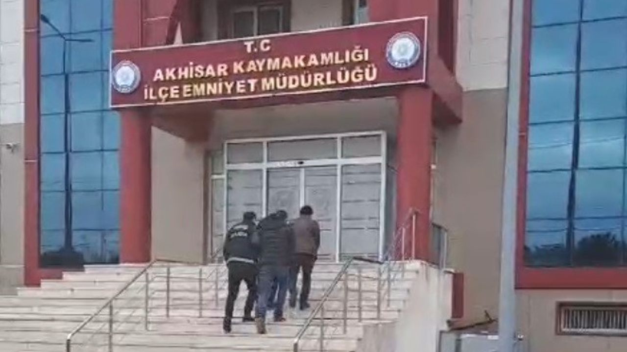 Polisten zehir tacirlerine darbe: 2 tutuklama