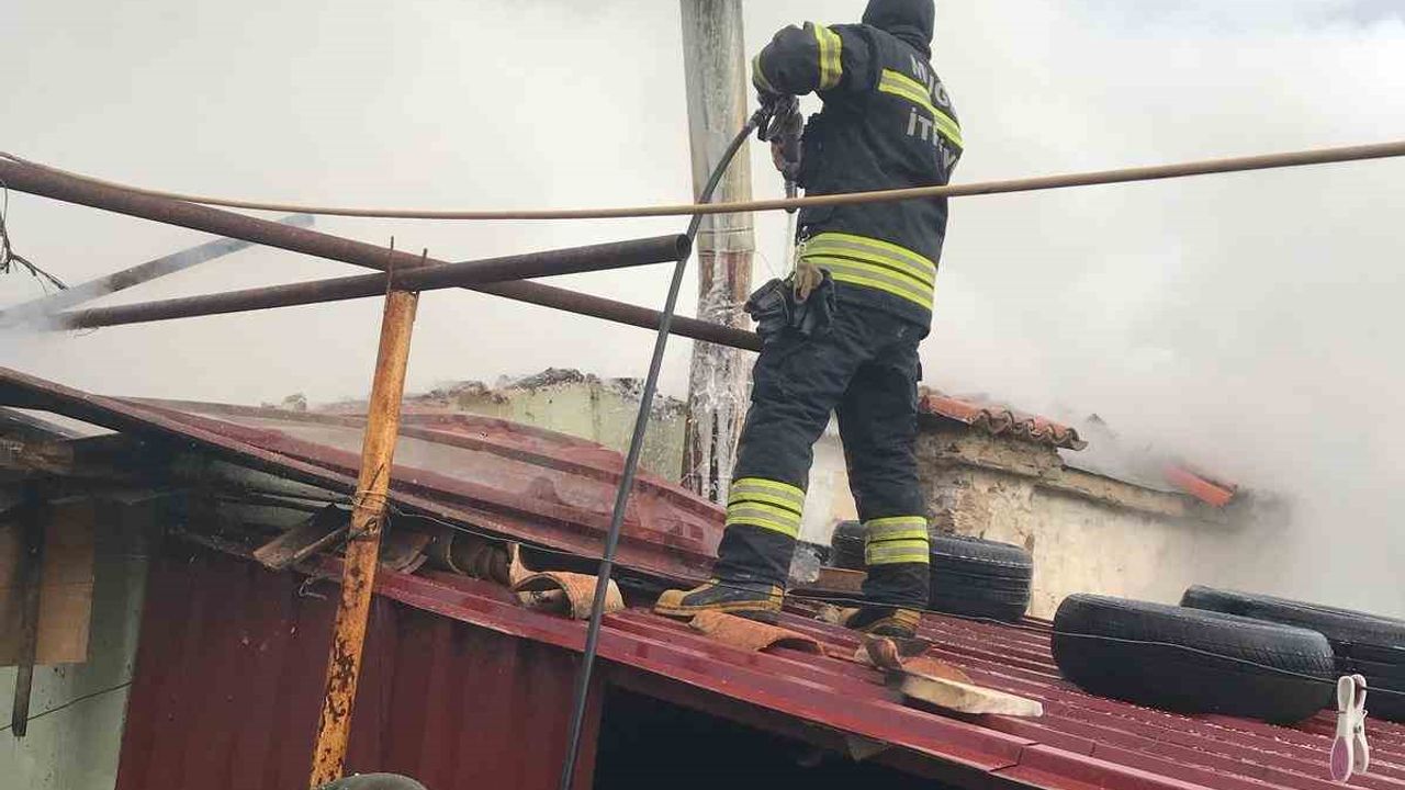 Yatağan’da korkutan ev yangını