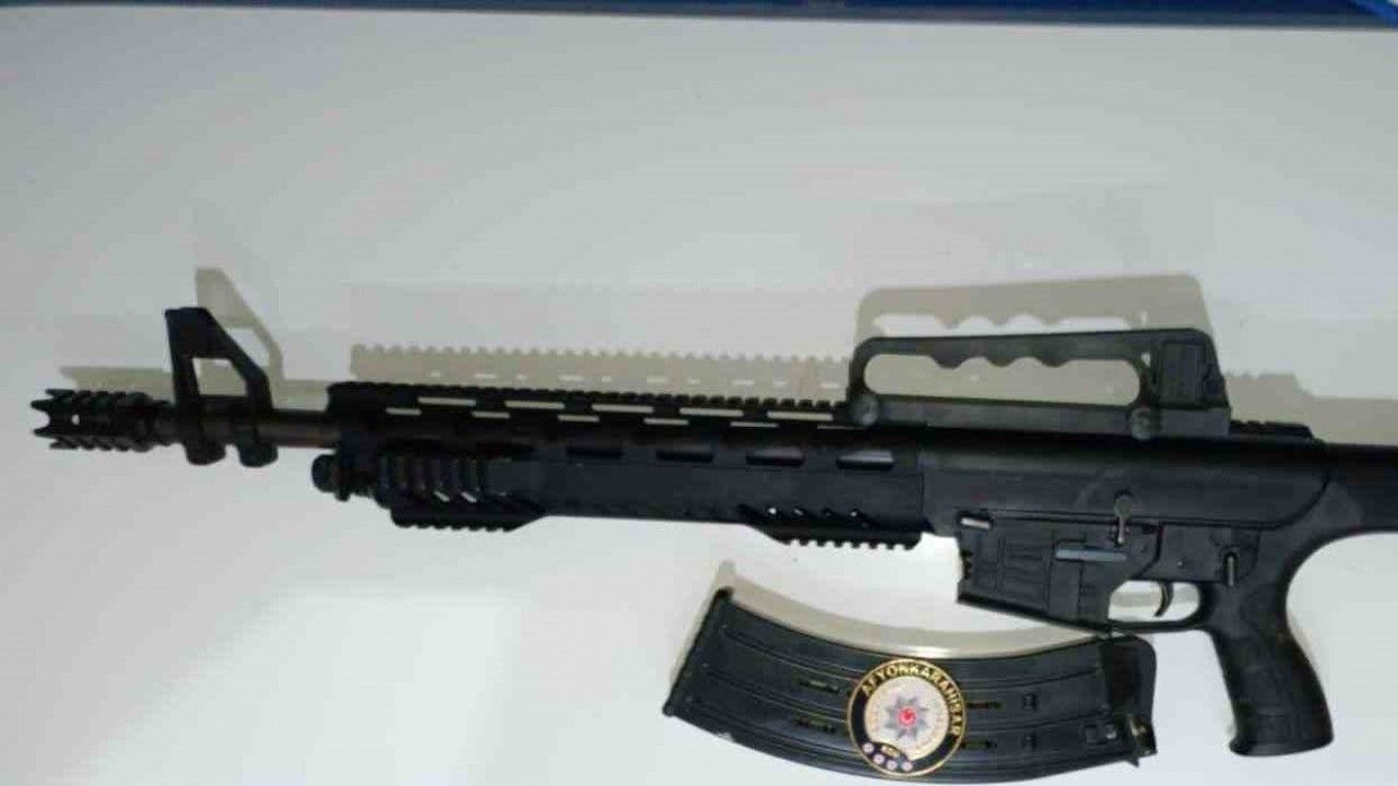 Afyonkarahisar’da magandalar polisten kaçamadı