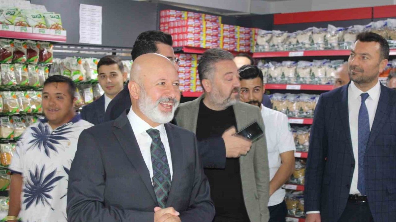Başkan Çolakbayrakdar: "Vicdani sorumluluk olan Dost Eli, tüm Kayseri’ye yayılacak"