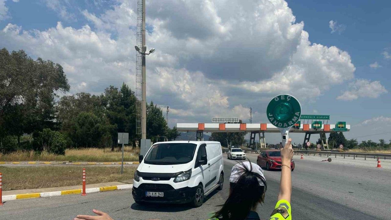 Jandarma sakız paketi içinde uyuşturucu ele geçirdi