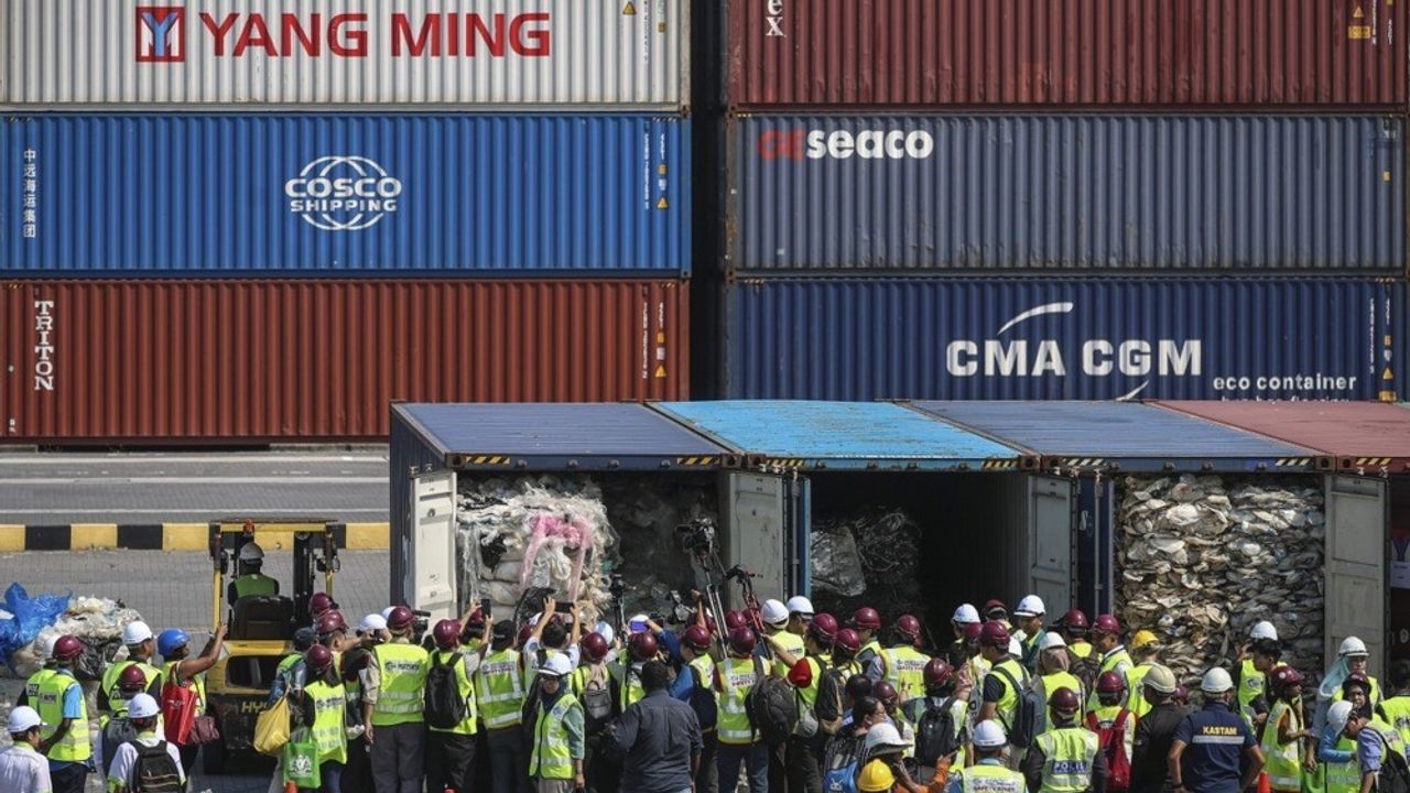 Malezya, ABD’den plastik atık ithalatını yasakladı