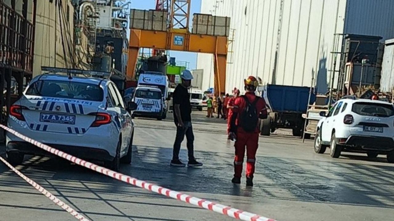Yalova’da tersanede üzerine vinç düşen işçi hayatını kaybetti