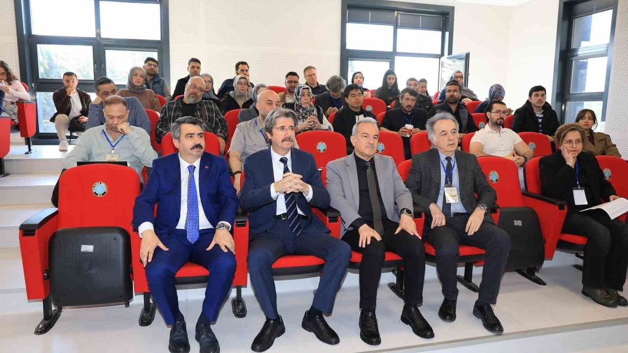 BUÜ'de 3. Askeri Tarih Çalıştayı tamamlandı