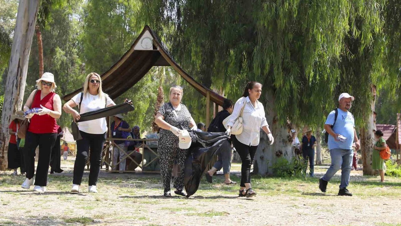 Mersin'de Dünya Çevre Haftasında çevre temizliği seferberliğ