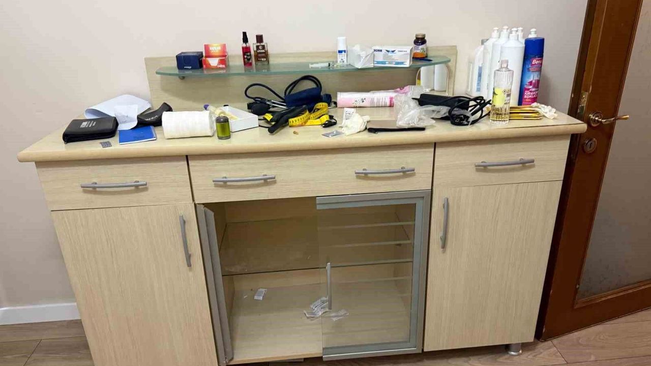 Yabancı uyruklu sahte doktor yakalandı: Evinden ul