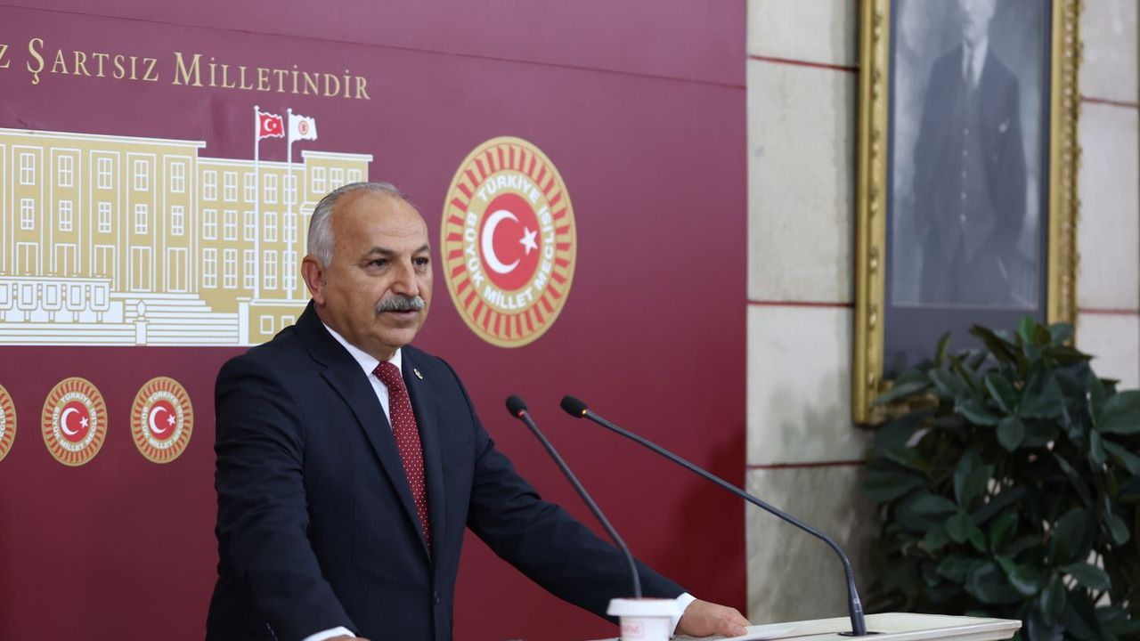 Dinçer: “Esnafın Üzerindeki Haksız Stopaj Yükü Kaldırılmalı 