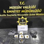 Mersin'de sokak satıcılarına operasyon: 2 tutuklama