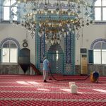 Akdeniz'de ibadethaneler mobil ekiple temizleniyor