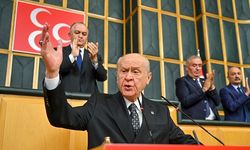 MHP Lideri Bahçeli: “Devleti milletten ayırmak, milleti devletten ayrıştırmak su katılmamış bölücülüktür.”