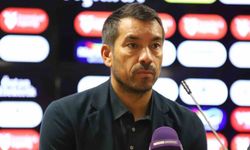 Bronckhorst: "Savaştık, mücadele ettik ama son dakika golüyle berabere kaldık"