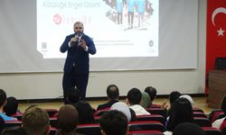 Tavşanlı’da "Peygamberimiz ve Karakter İnşası“ konulu konferans