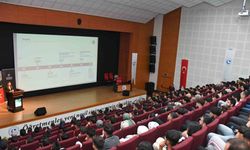 Üniversitede ’Uçuş ve Ötesi’ başlıklı söyleşi programı düzenlendi