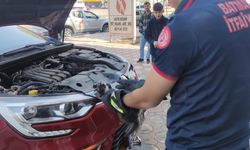 Batman’da araç motoruna giren kedi kurtarıldı