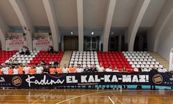 Voleybol maçında Jandarmadan Kadına Şiddet farkındalığı