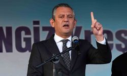 CHP lideri Özel: "(Cumhurbaşkanı Erdoğan’a) O namaz bu namaz mı? Arada 13 yıl var"