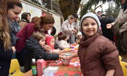 Çocuklar Sanat Sokağı’nda gönüllerince eğlendi