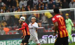 Trendyol Süper Lig: Kayserispor: 1 - Galatasaray: 2 (İlk yarı)