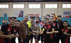 Yurt Lig voleybol ve futsal erkekler müsabakaları Manisa’da tamamlandı