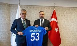 Bakan Kemal Memişoğlu’ndan, Çaykur Rizespor’a ziyaret