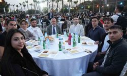 Antalya’da kampüs iftarına öğrencilerden yoğun ilgi