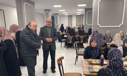 Müftü İmamoğlu, kız öğrencilerle iftarda buluştu