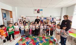 Kütahya’da minik öğrenciler "Tim Jandarma" çizgi filmini izledi
