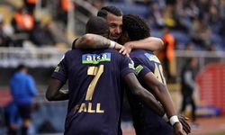 Trendyol Süper Lig: Kasımpaşa: 2 - Sivasspor: 0 (İlk yarı)