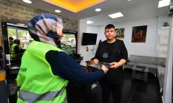 Denizli Büyükşehir berberlere penuar dağıtımına başladı