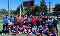 1299 Bilecik Spor, Uşak Bölmespor’a gol oldu yağdı