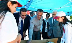 Alaşehir BİLSEM’de TÜBİTAK 4006 Bilim Fuarı açıldı