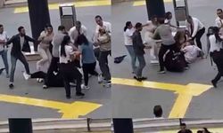 AVM önünde kadınlar tekme tokat kavga etti: O anlar kamerada