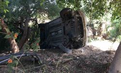 Bahçeye savrulan otomobilin sürücüsü yaralandı