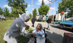Beyaz Kalpler öğrencilerinden örnek davranış