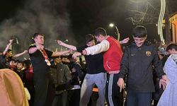 Bolu’da oyun havalarıyla play-off galibiyeti kutlandı