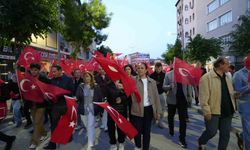Burdur’da ’Gençlik Haftası’ kortej yürüyüşüyle başladı, konserlerle coşku doruğa çıktı