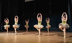 Gölbaşı Belediyesi kültür ve sanat kursiyerlerinden yıl sonu gösterisi