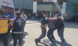Hastanedeki yangın tatbikatında öğrencilerin performansı gerçeği aratmadı