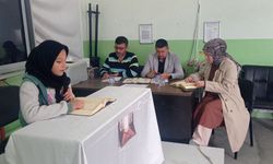 Hisarcık Kutluhallar İlk-Ortaokulu’nda Kur’an-ı Kerimi güzel okuma yarışması