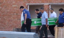 İnşaattan düşen demirci ustası hayatını kaybetti