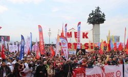 İzmir’de 1 Mayıs kutlaması