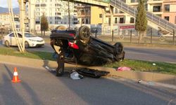 Malatya’da kontrolden çıkan otomobil refüje çarptı: 1 yaralı