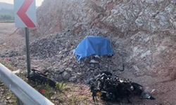 Manisa’da motosiklet yoldan çıktı: 1 ölü, 1 yaralı