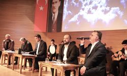 Melikgazi’den anlamlı aile ve kahramanlık şiir dinletisi