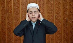 Ortaokul öğrencisinin gönüllere dokunan ezanı Türkiye birinciliğini getirdi