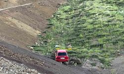 Otomobil şarampole yuvarlandı: 2’si çocuk 7 yaralı