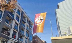 Salihli’de caddelere Galatasaray bayrakları asıldı