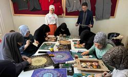 Samsatlı kadınlar eğlenerek öğreniyor